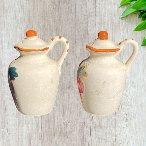 Vintage Radish Salt & Pepper Shakers - Picture 3 of 7